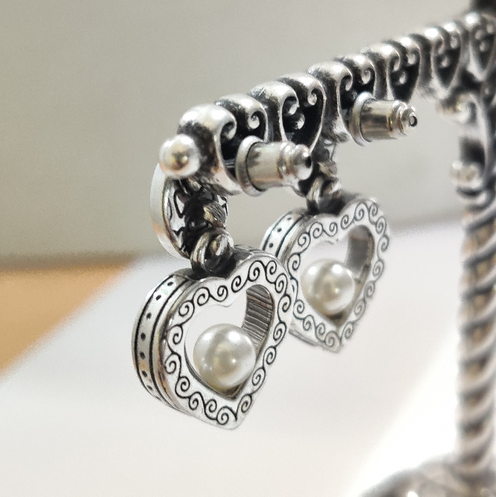 Brighton Hearts Pearls Earrings - Picture 2 of 7
